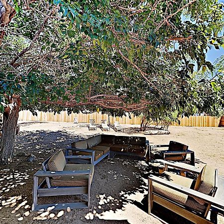 Rawhide Ranch - Walk To Pappy And Harriet'S With Hot Tub! Home Yucca Valley Luaran gambar